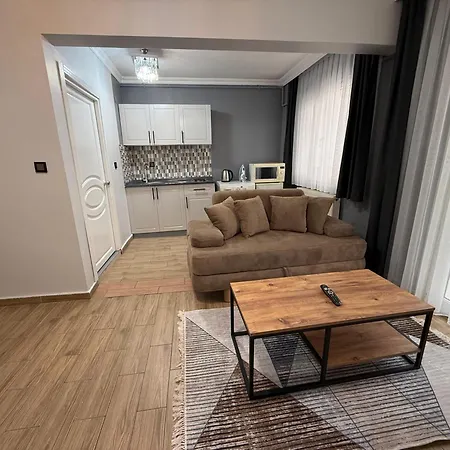 Cenova Hotell