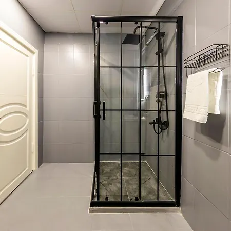 Cenova 2* Κωνσταντινούπολη