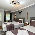 Cenova Hotel 2*