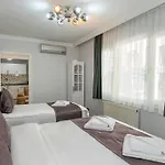 Cenova Hotel 2*